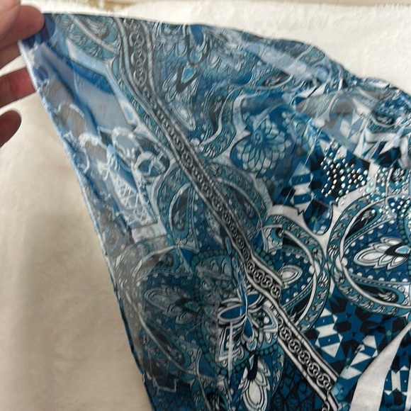 Style & Co. Blue Graphic Blouse with Flutter Sleeves - Picture 4 of 10